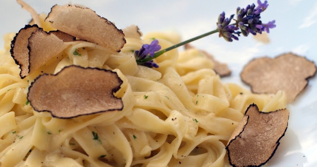 pasta with white truffles
