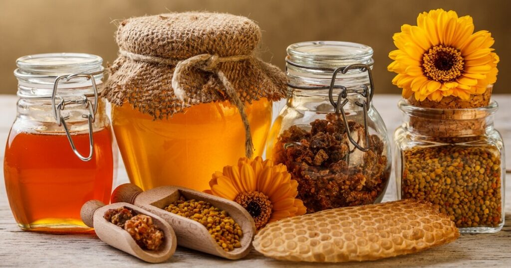 types of honey and pollen