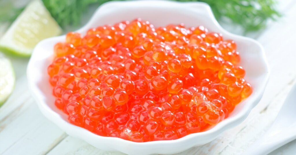 what does salmon roe look like