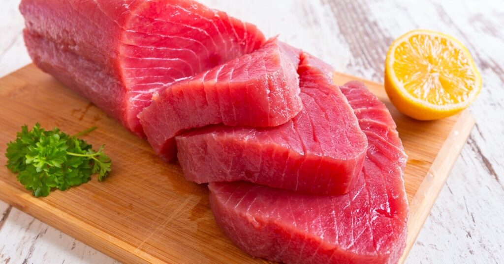 what ahi tuna steaks looks like